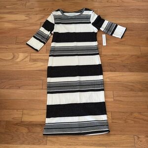 Emma & Michele | Stripped/Ribbed Dress | 3/4 sleeves | Calf Length | size 6